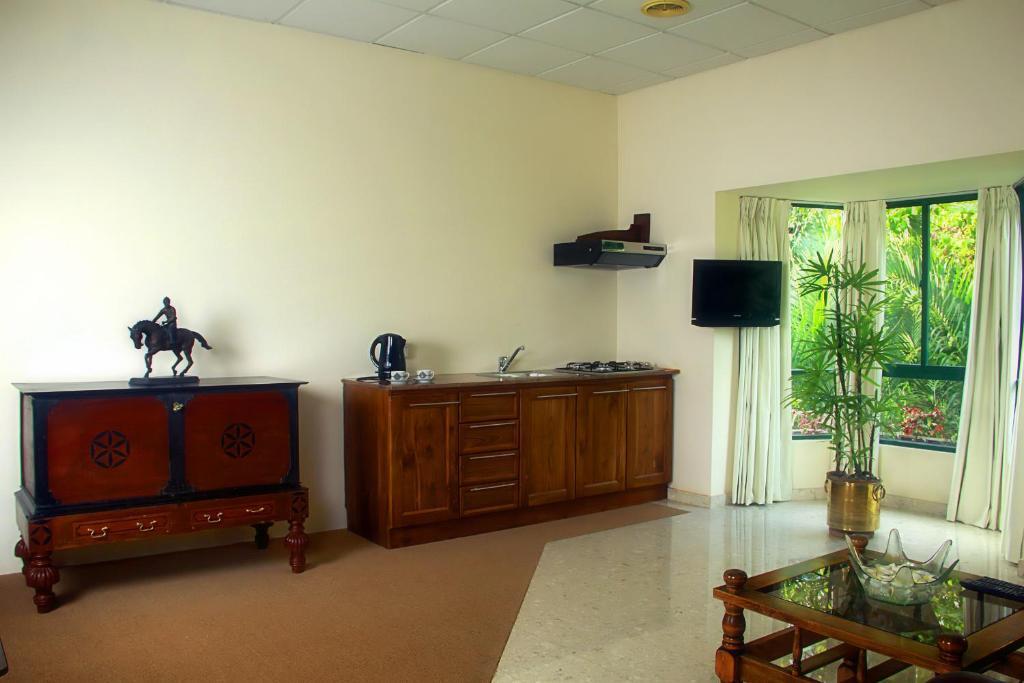 Lodge 19 Negombo Buitenkant foto