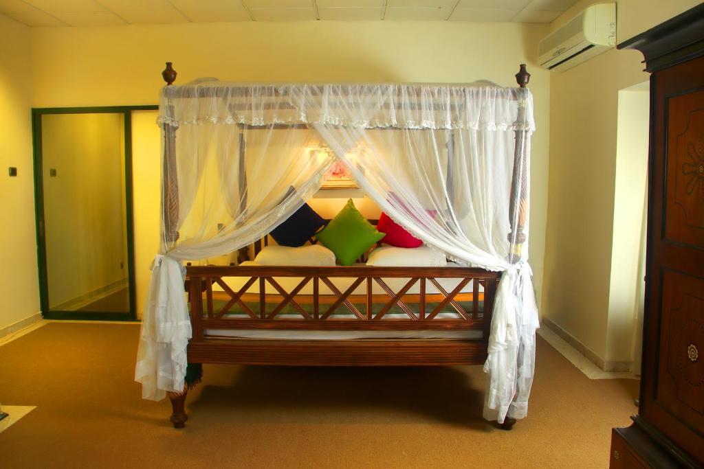 Lodge 19 Negombo Buitenkant foto